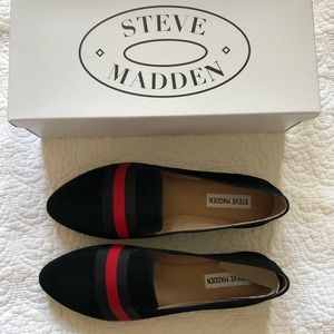 Steve Madden black flats with red ribbon